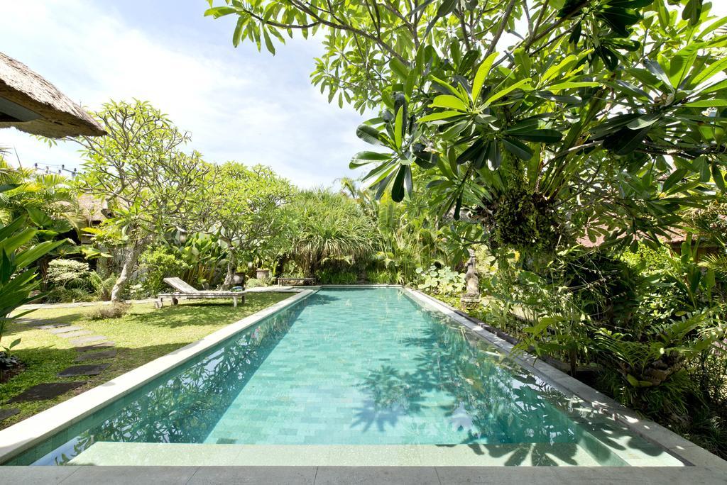 Bali Villa Aja Seminyak  Luaran gambar
